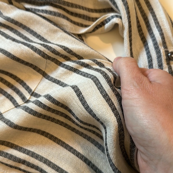 Lucky Brand Tunic - Picture 2 of 3